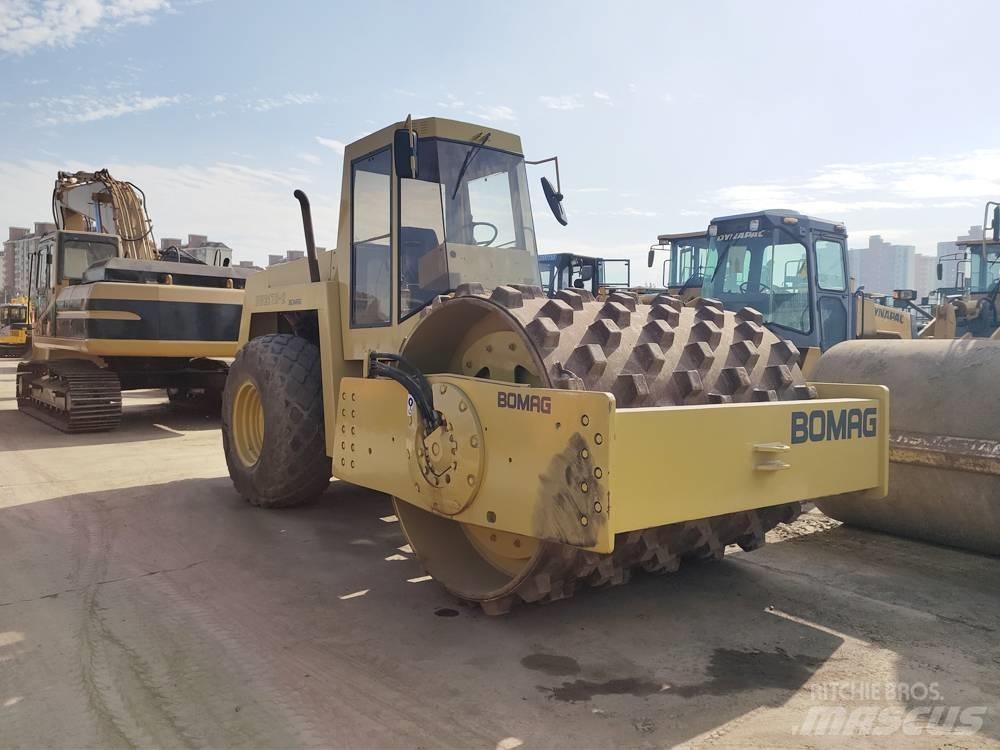 Bomag BW 217 Οδοστρωτήρες μονού κυλίνδρου