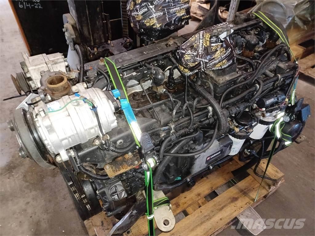 Komatsu 860.4 Κινητήρες