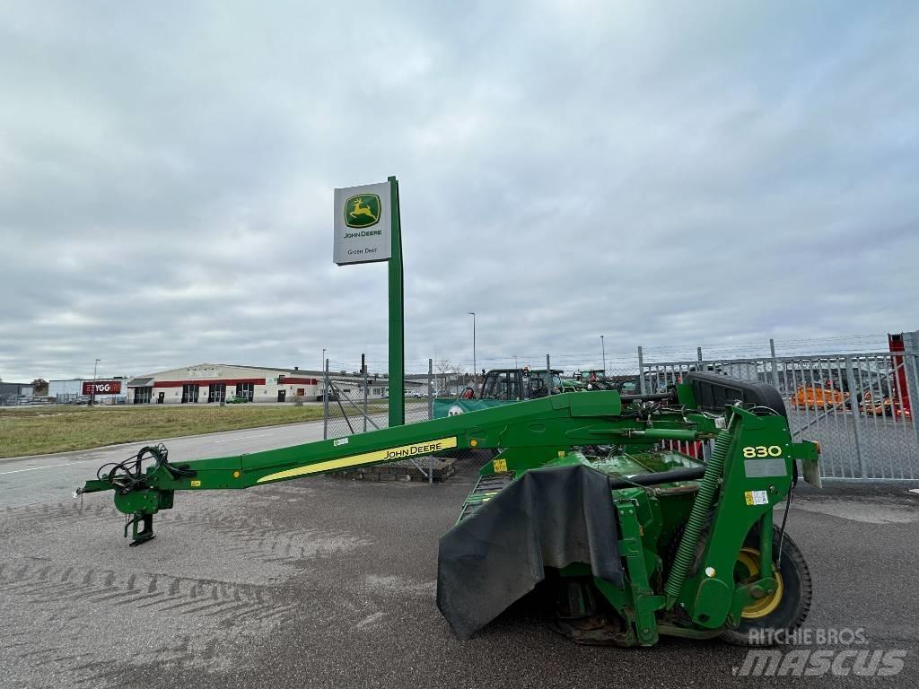 John Deere 830 Χορτοκοπτικά-διαμορφωτές