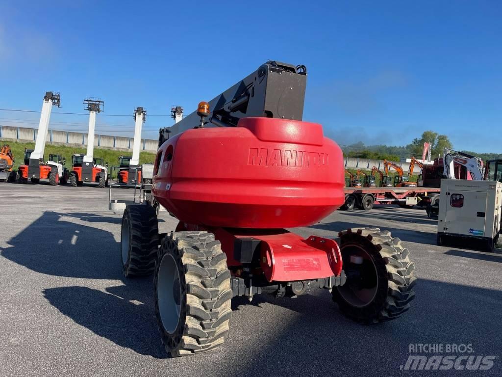 Manitou 200 ATJ Ανυψωτήρες με αρθρωτό βραχίονα