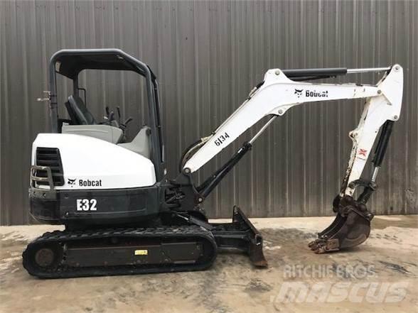 Bobcat E32M Εκσκαφάκι (διαβολάκι) < 7t
