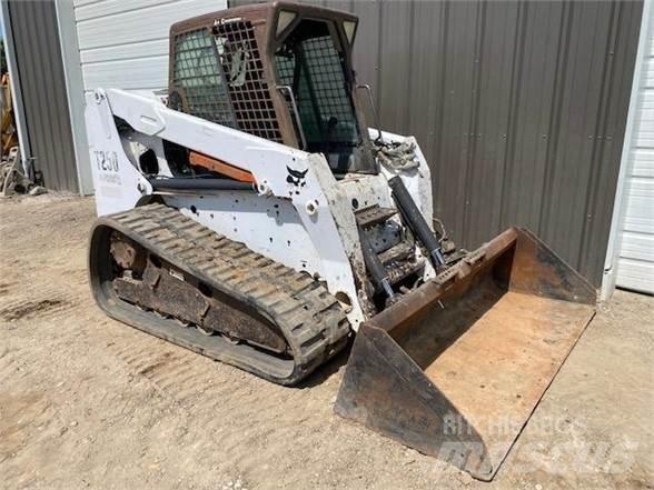Bobcat T250 Φορτωτάκια