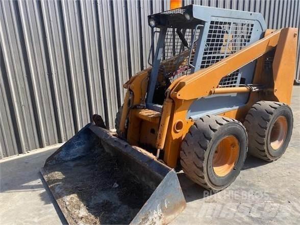 CASE 70XT Φορτωτάκια