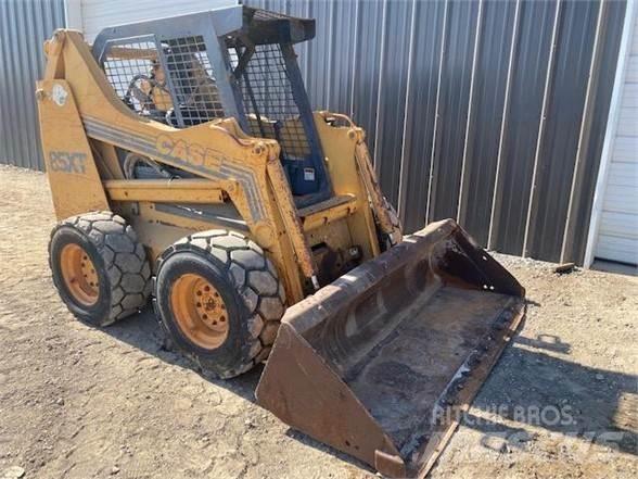 CASE 85XT Φορτωτάκια