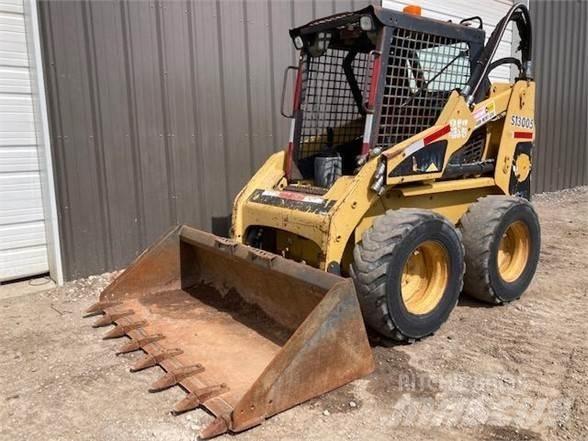CAT 228 Φορτωτάκια