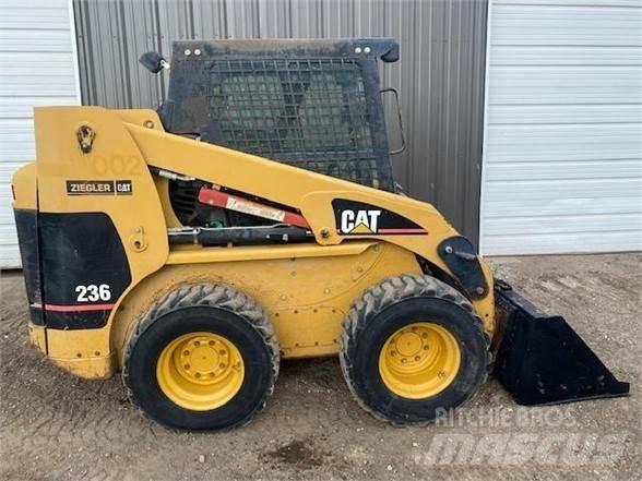 CAT 236 Φορτωτάκια