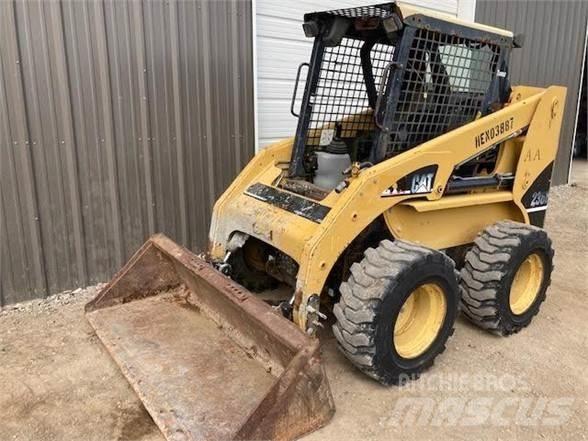 CAT 236B Φορτωτάκια