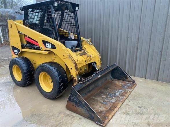 CAT 236B2 Φορτωτάκια