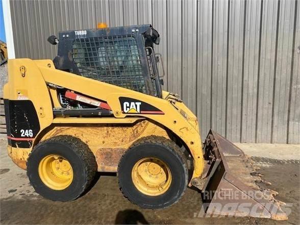 CAT 246 Φορτωτάκια