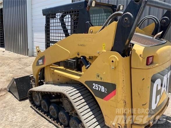 CAT 257B2 Φορτωτάκια