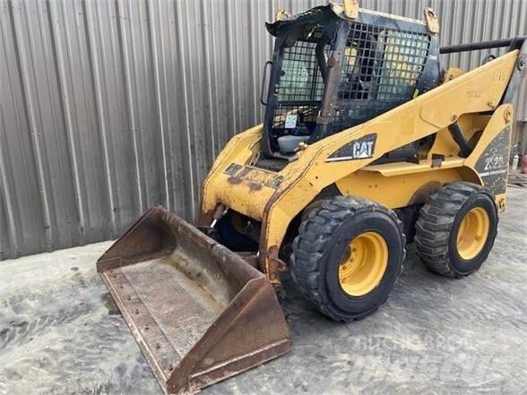 CAT 262B Φορτωτάκια