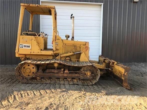 CAT D3B Μπουλντόζες με ερπύστριες
