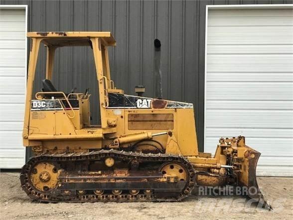 CAT D3C Μπουλντόζες με ερπύστριες