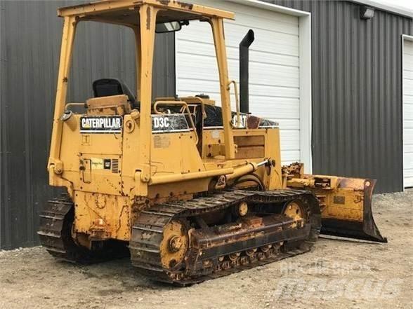 CAT D3C Μπουλντόζες με ερπύστριες