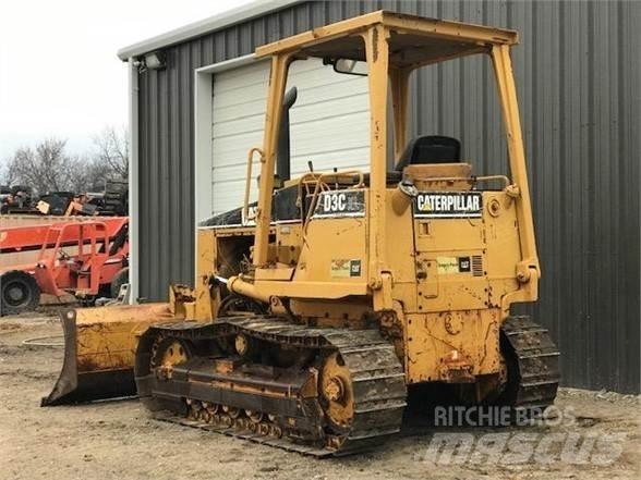 CAT D3C Μπουλντόζες με ερπύστριες