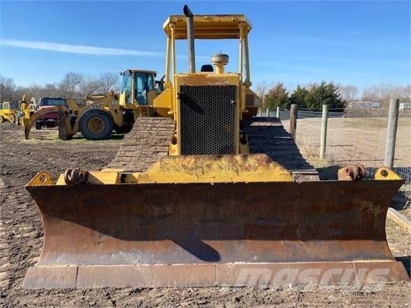CAT D5M LGP Μπουλντόζες με ερπύστριες