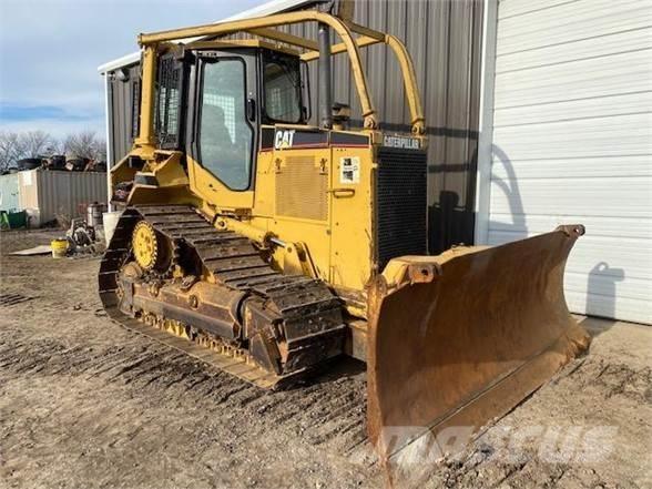 CAT D5M XL Μπουλντόζες με ερπύστριες