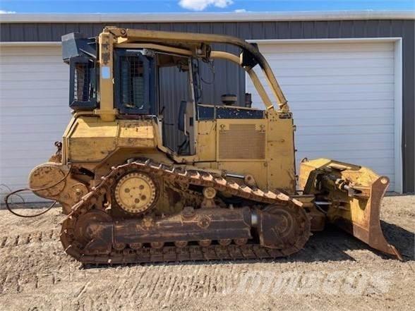 CAT D5M XL Μπουλντόζες με ερπύστριες