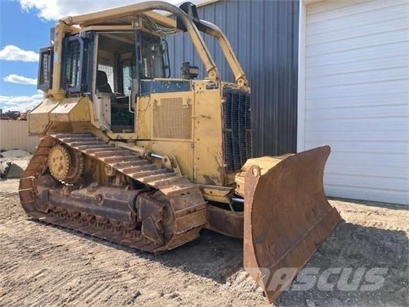 CAT D5M XL Μπουλντόζες με ερπύστριες