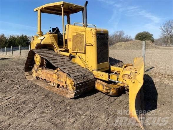 CAT D5N Μπουλντόζες με ερπύστριες