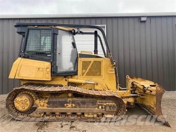 CAT D6K Μπουλντόζες με ερπύστριες