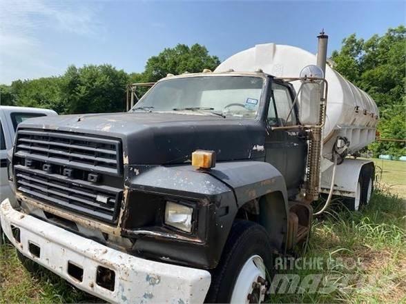 Ford F800 Βυτιοφόρα φορτηγά
