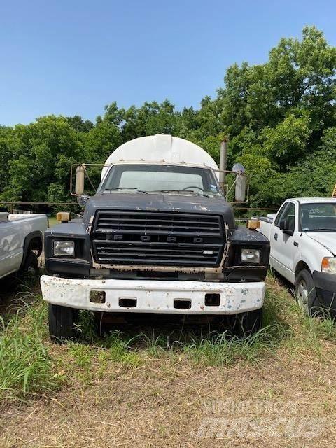 Ford F800 Βυτιοφόρα φορτηγά