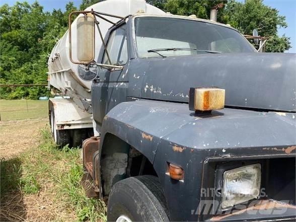 Ford F800 Βυτιοφόρα φορτηγά
