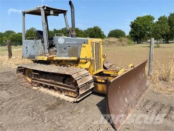 Komatsu D32P-1 Μπουλντόζες με ερπύστριες