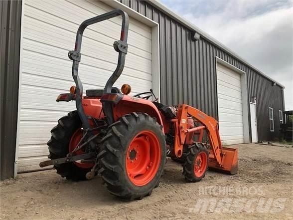 Kubota L3200 Τρακτέρ