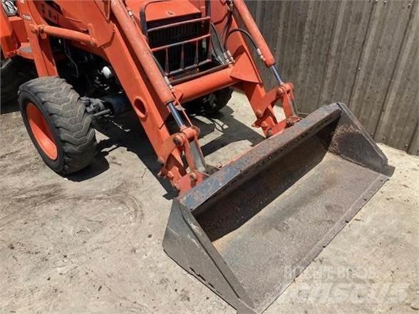 Kubota L48 Εκσκαφείς Φορτωτές τύπου JCB