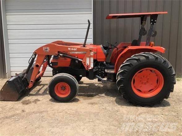 Kubota M9000 Τρακτέρ