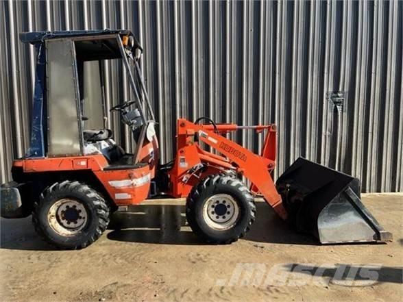 Kubota R420 Φορτωτές με λάστιχα (Τροχοφόροι)