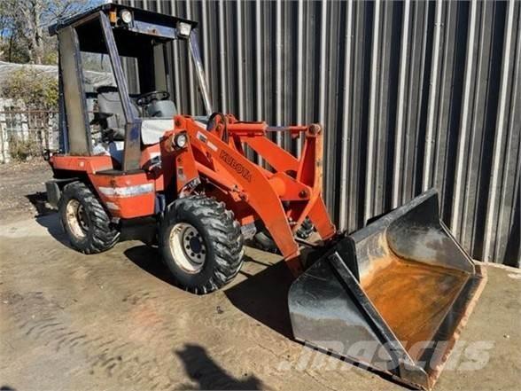 Kubota R420 Φορτωτές με λάστιχα (Τροχοφόροι)