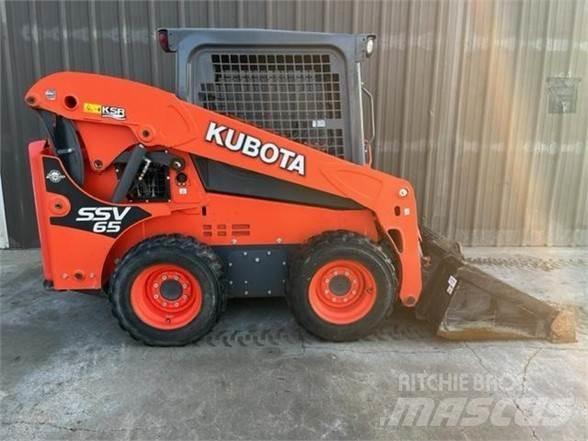 Kubota SSV65 Φορτωτάκια