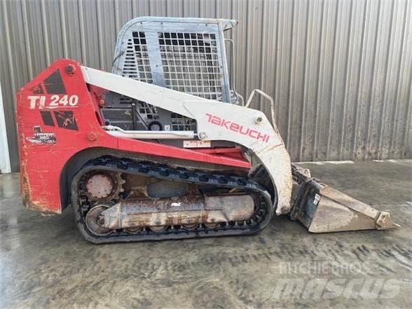 Takeuchi TL240 Φορτωτάκια