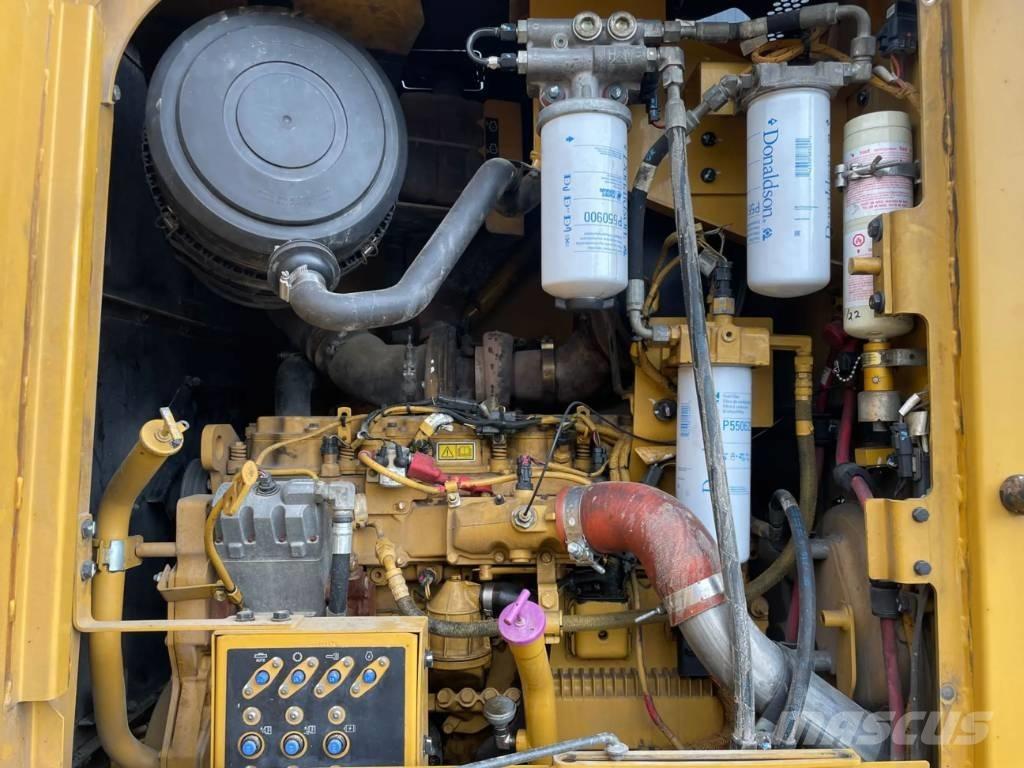 CAT 140M Γκρέιντερς