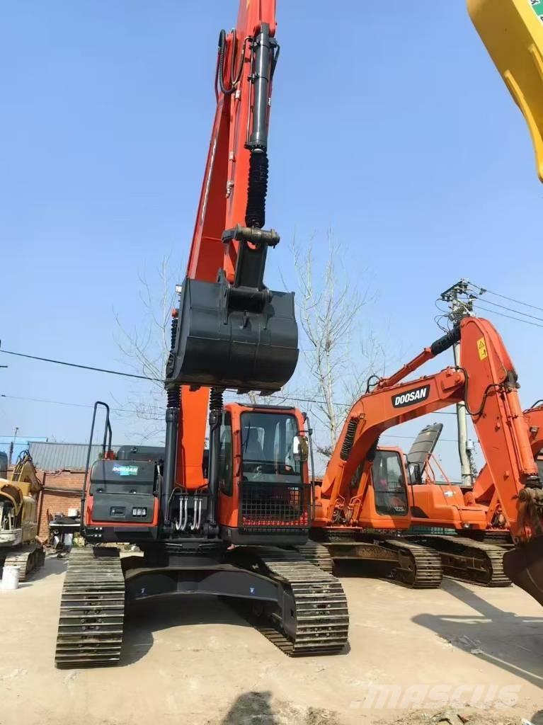 Doosan DX 225 LC Εκσκαφείς με ερπύστριες