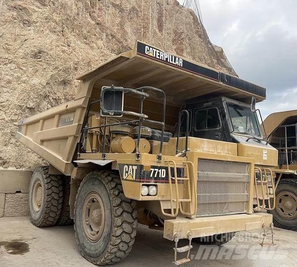CAT 771D Dumpers εργοταξίου