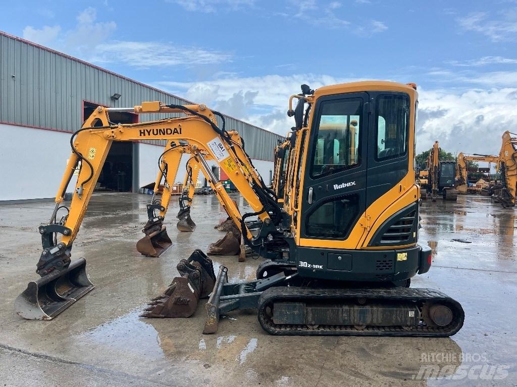 Hyundai R30 Z-9AK Εκσκαφάκι (διαβολάκι) < 7t