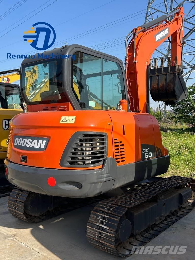 Doosan DX 60 Εκσκαφείς με ερπύστριες