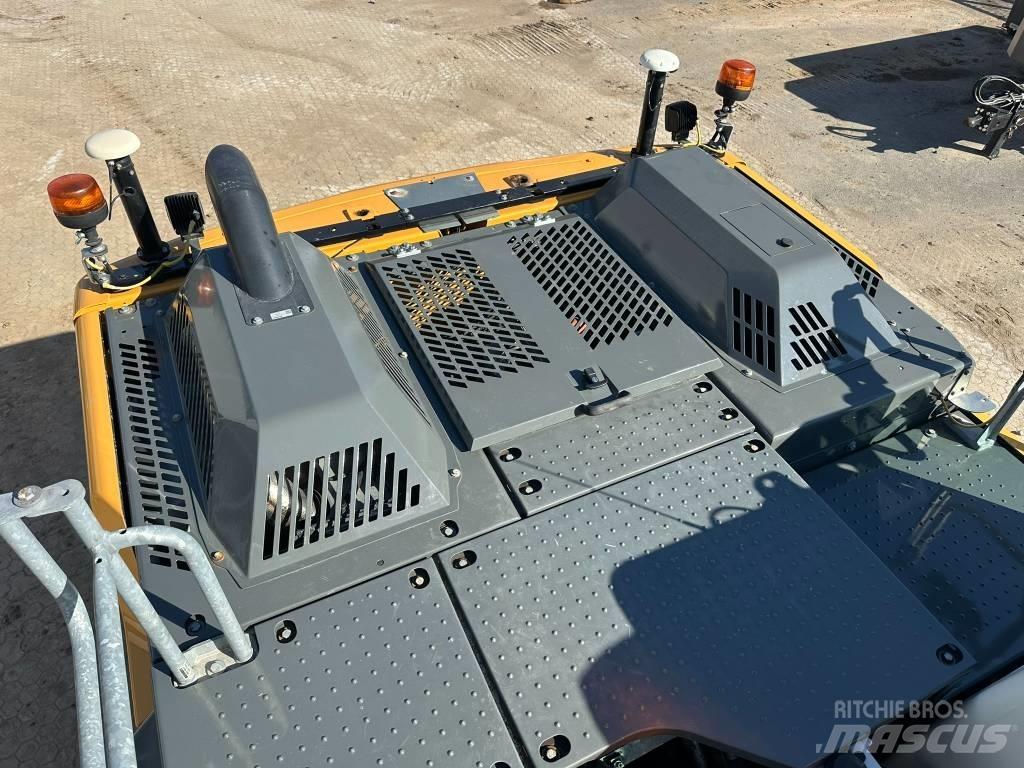 Liebherr R 922 G8 Εκσκαφείς με ερπύστριες