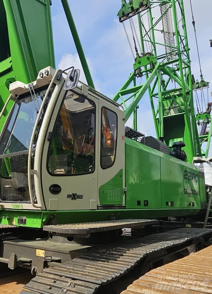 Sennebogen 2200 Γερανοί με ερπύστριες