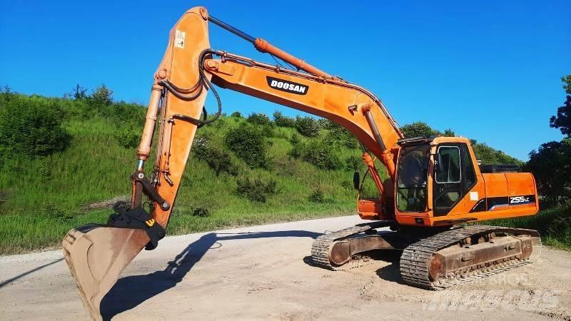 Daewoo S255 LC Εκσκαφείς με ερπύστριες