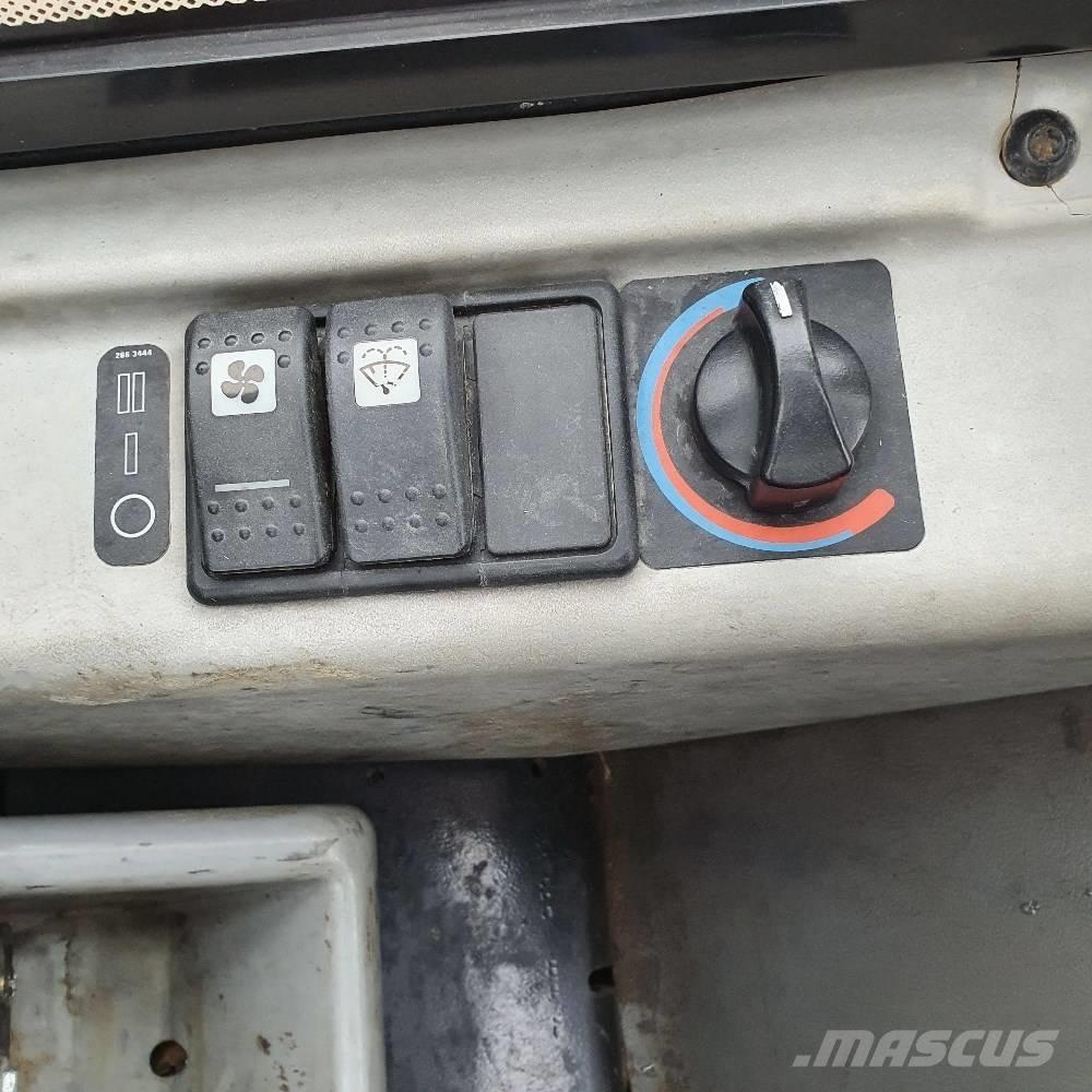 CAT 301.8 C Εκσκαφάκι (διαβολάκι) < 7t