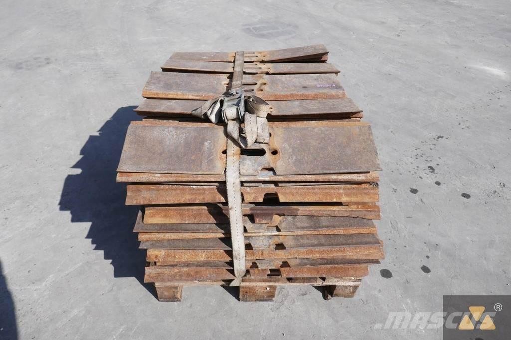 CAT 325 Trackshoes Ελαστικά και ζάντες