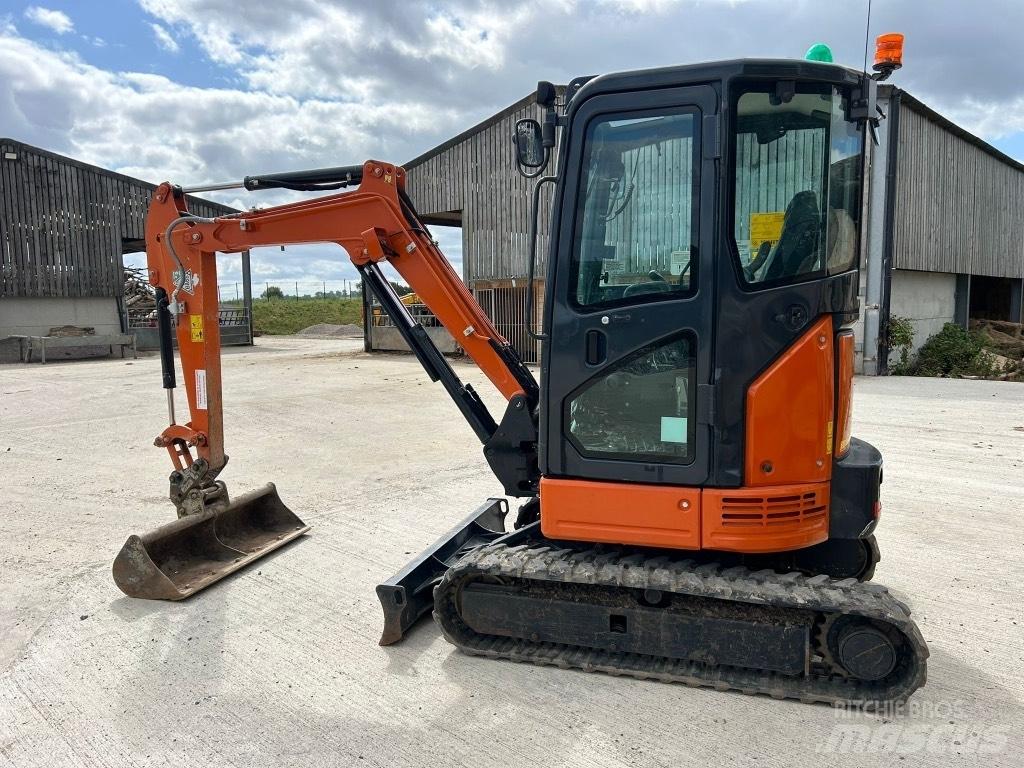 Hitachi ZX 26 U-6 Εκσκαφάκι (διαβολάκι) < 7t