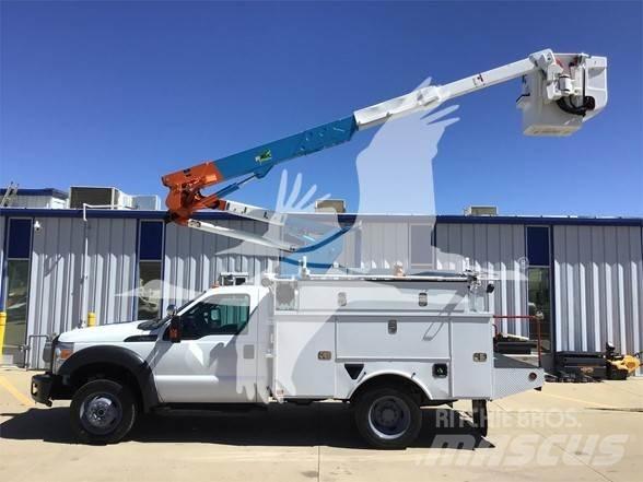 Altec AT37G Εναέριες πλατφόρμες τοποθετημένες σε φορτηγό