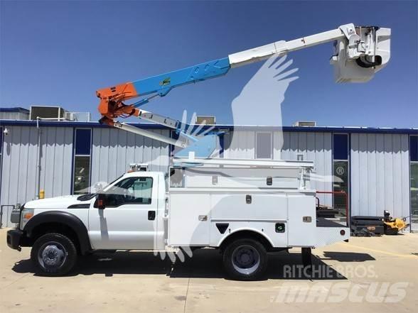 Altec AT37G Εναέριες πλατφόρμες τοποθετημένες σε φορτηγό