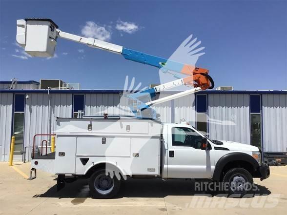 Altec AT37G Εναέριες πλατφόρμες τοποθετημένες σε φορτηγό